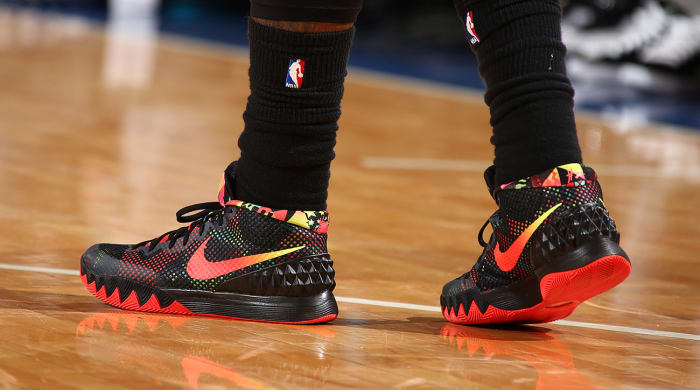 nike-kyrie-1-dream.jpg